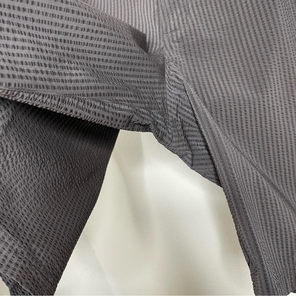 LULULEMON Men's Kahuna Seersucker Striped Golf Shorts Size 38 Outdoor - Picture 8 of 16